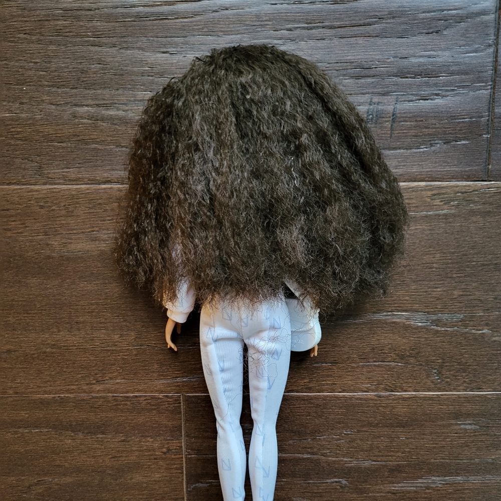 Naturalistas Kelsey Doll Hair type 4B - Picture 7 of 9
